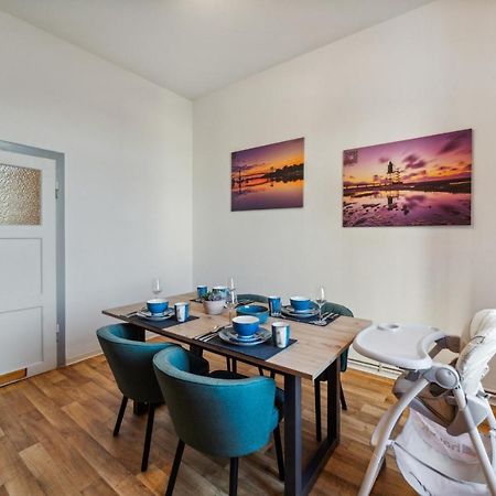 Infinity Stay: Bis Zu 4 Personen Zentrum Wassernah Netflix Wilhelmshaven Kültér fotó