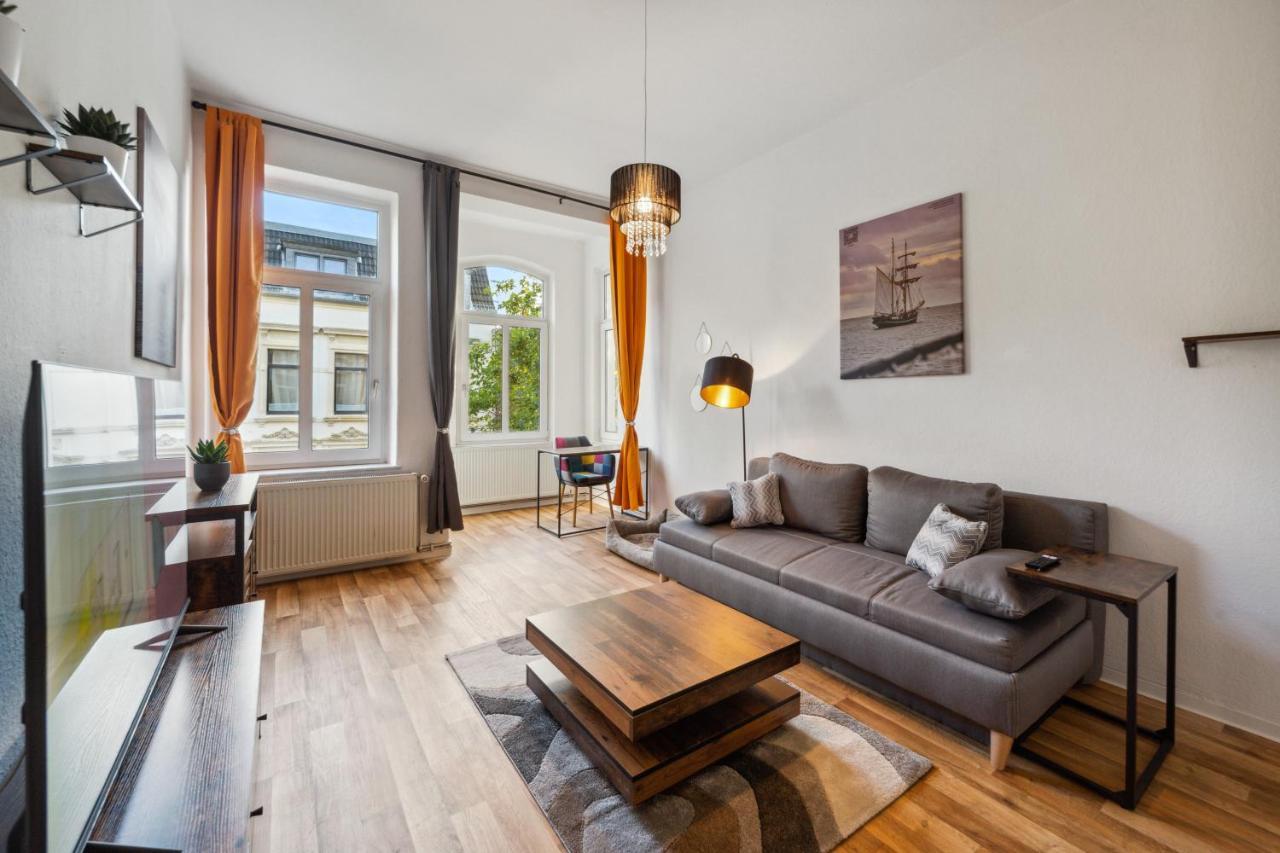 Infinity Stay: Bis Zu 4 Personen Zentrum Wassernah Netflix Wilhelmshaven Kültér fotó